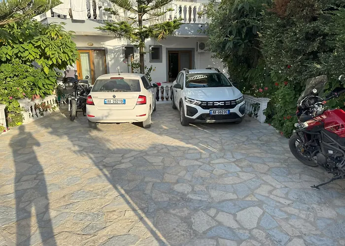 Garden Villa Veli