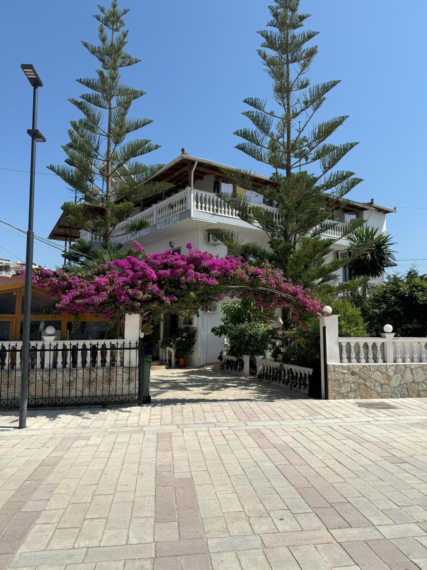 Garden Veli