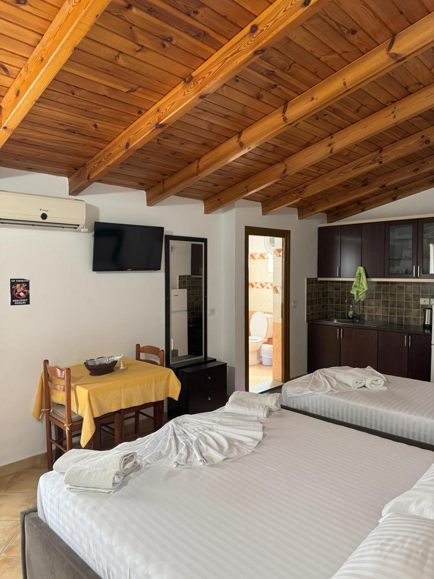 Garden Veli Apartment *