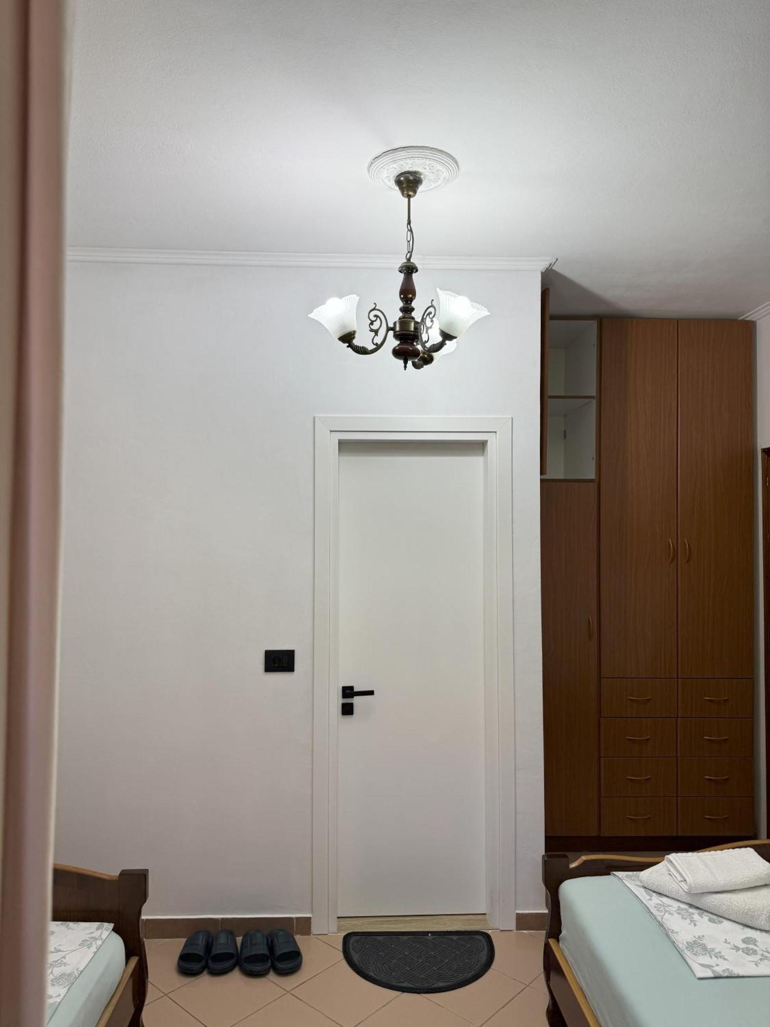 Garden Veli Apartment Ksamil