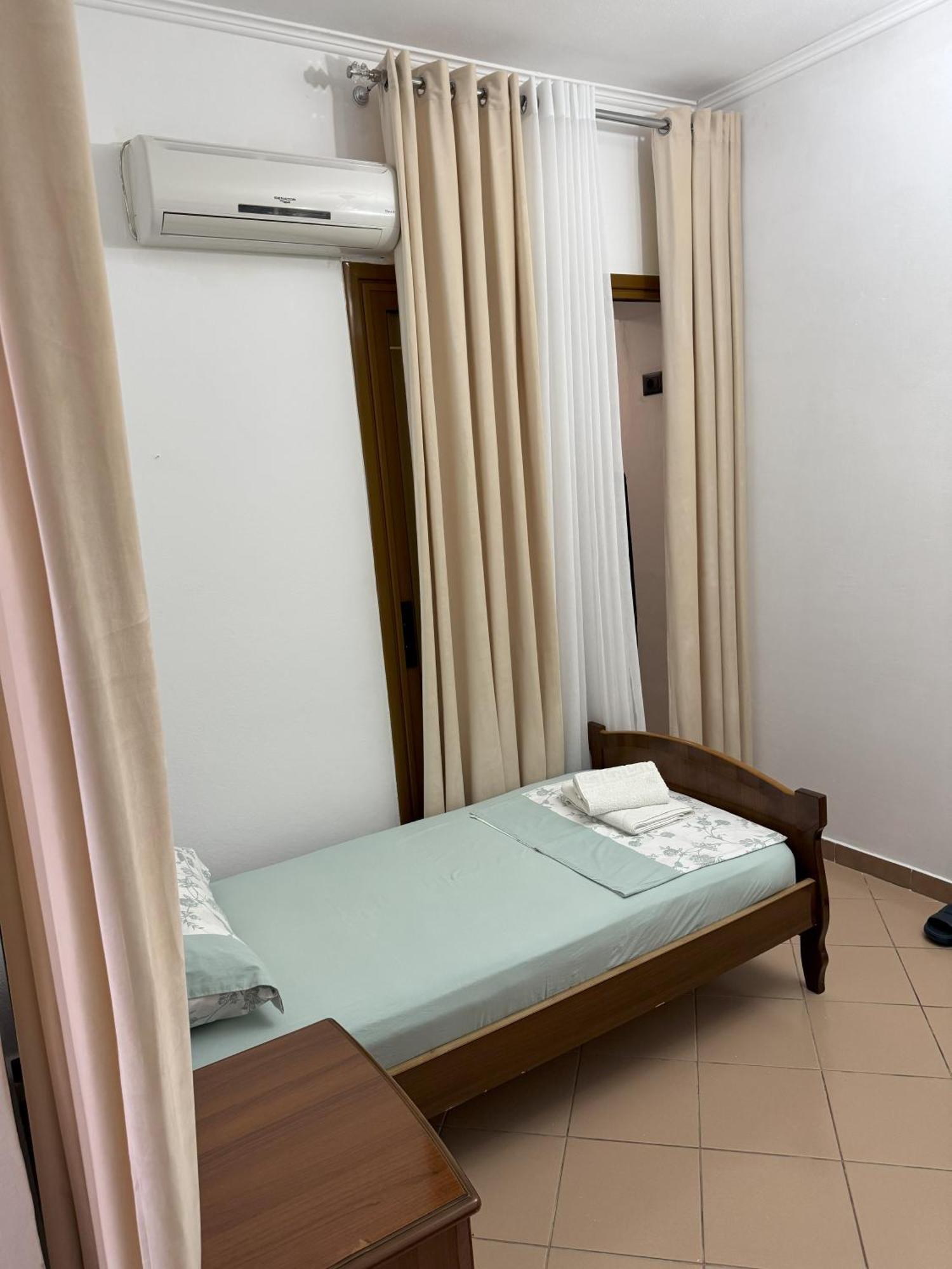 Garden Veli Apartment Ksamil