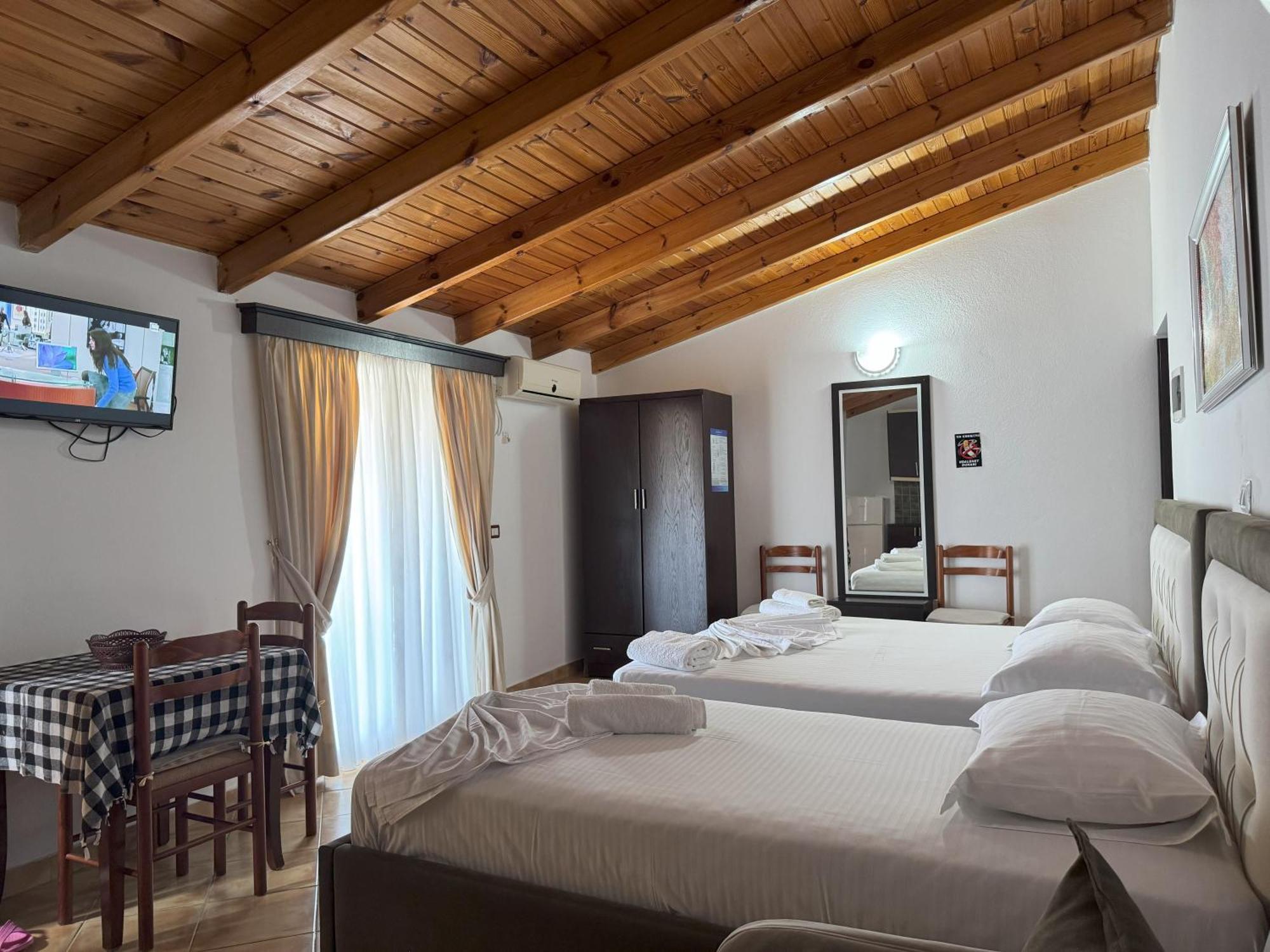 Garden Veli Apartment Ksamil